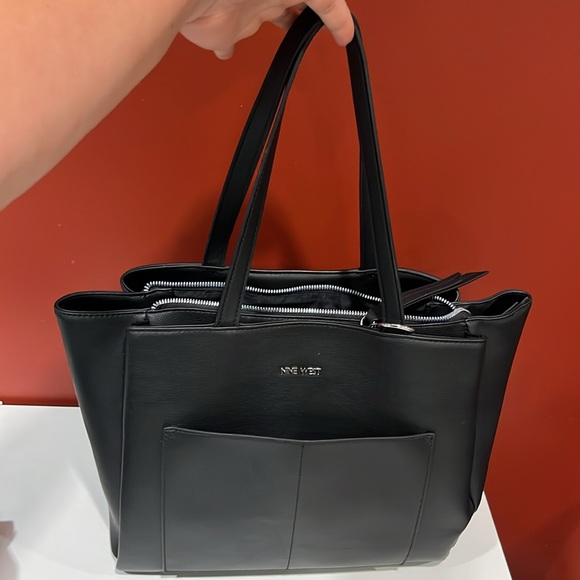 Nine West Large/Jumbo Purse - EUC - Picture 13 of 14